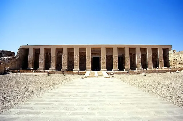 Drei-Tagesausflug von Marsa Alam nach Luxor + Abydos + Dendera + Esna