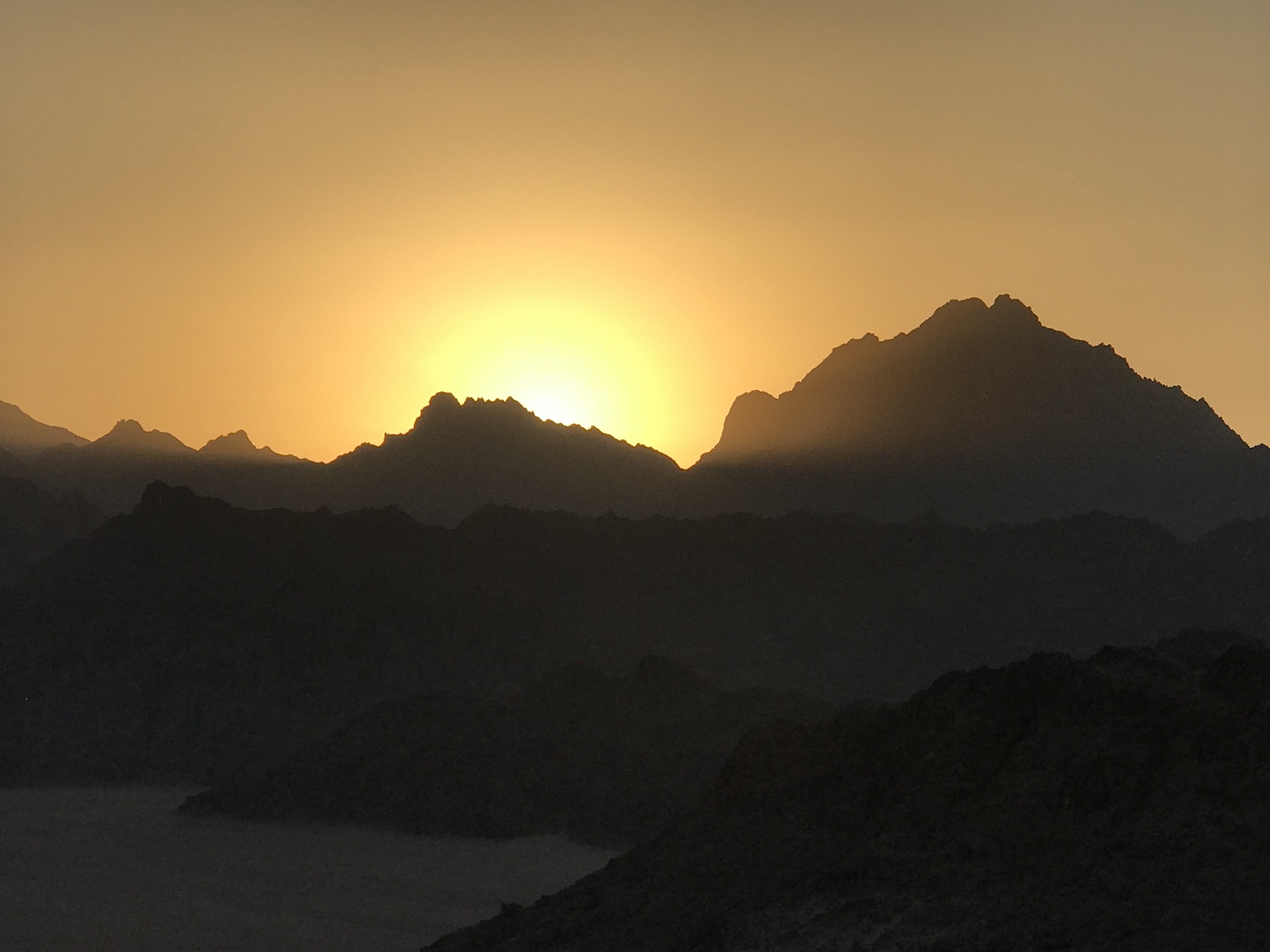 El Gouna Stadtrundfahrt und Wüstensafari – Dry Canyon ab Hurghada