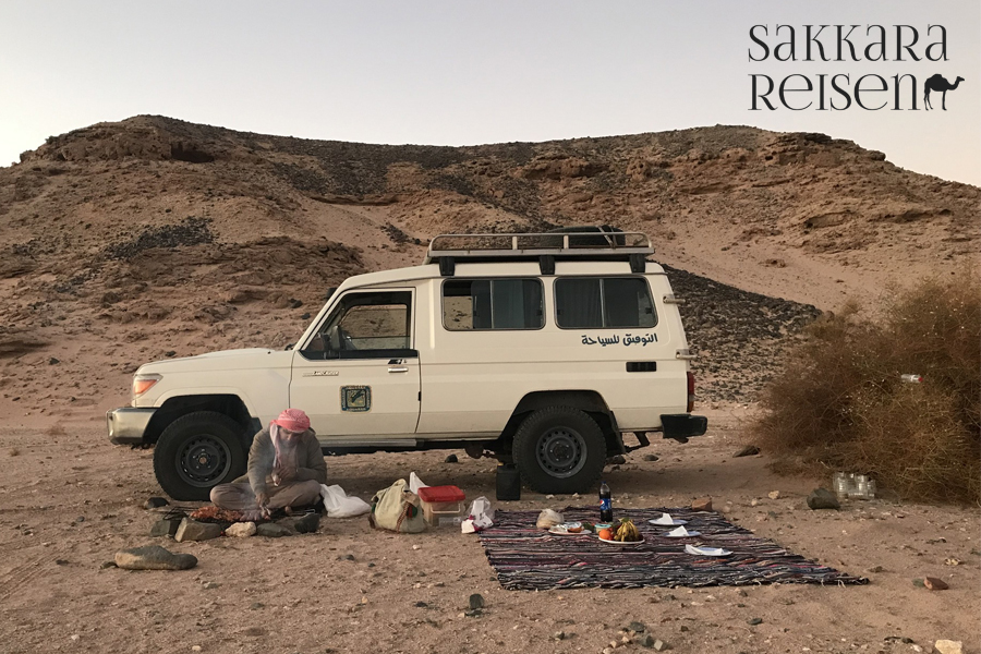 Wüstensafari, Beduinendorf, Sonnenuntergang und BBQ-Abendessen ab Hurghada