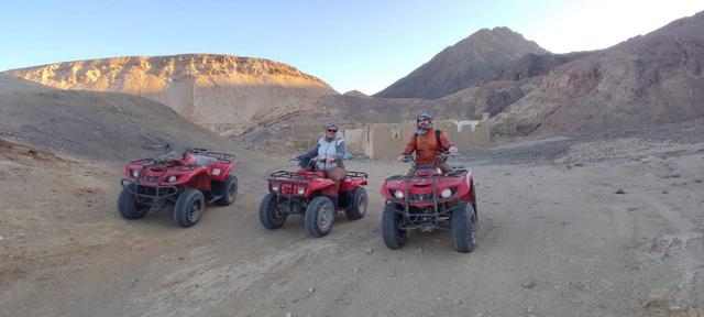 Wüstensafari und Quadfahren in der Ghost City ab Hurghada (6)