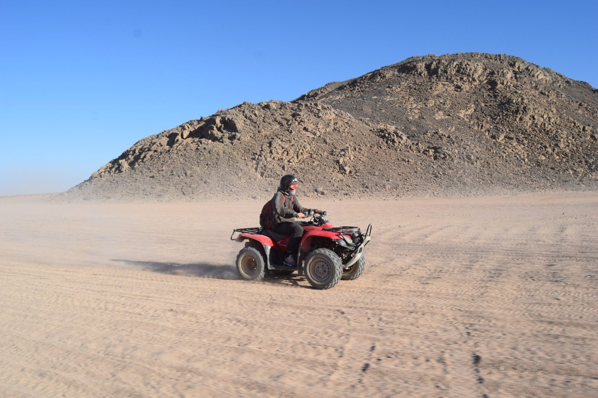 5-stündige Quadtour ab Marsa Alam – Quadfahrt mit Kamelreiten am Nachmittag