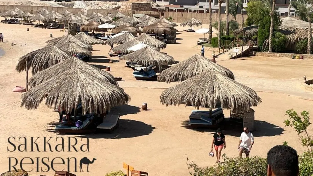 Korallenriff beim Sharm El Naga Schnorcheln
