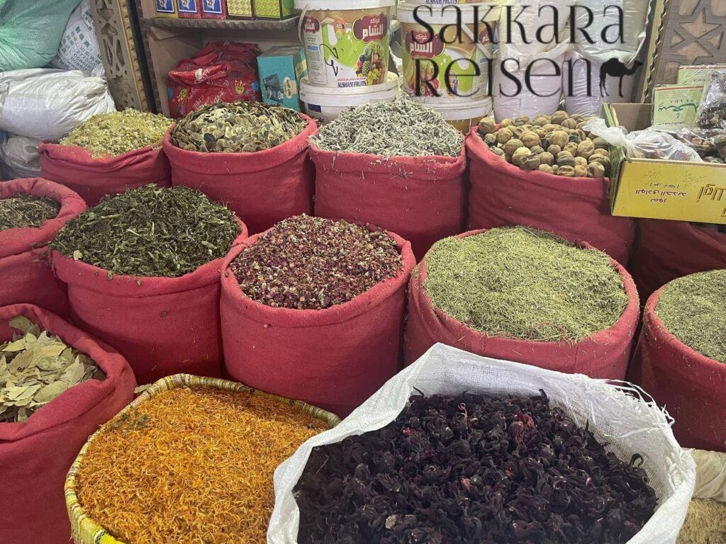 Shopping und Kultur Besuch des Basars von Hurghada