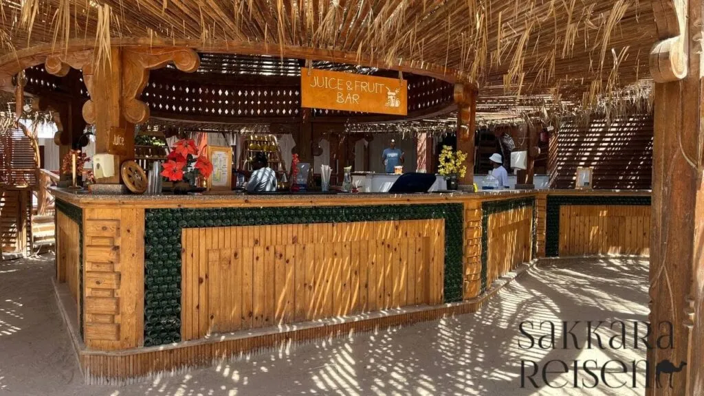 Strand, Lounge & Menü – Was erwartet Sie auf Orange Bay?