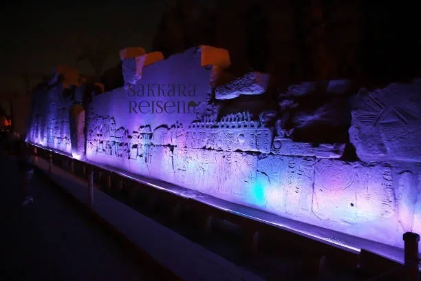 Lichtshow im Karnak Tempel