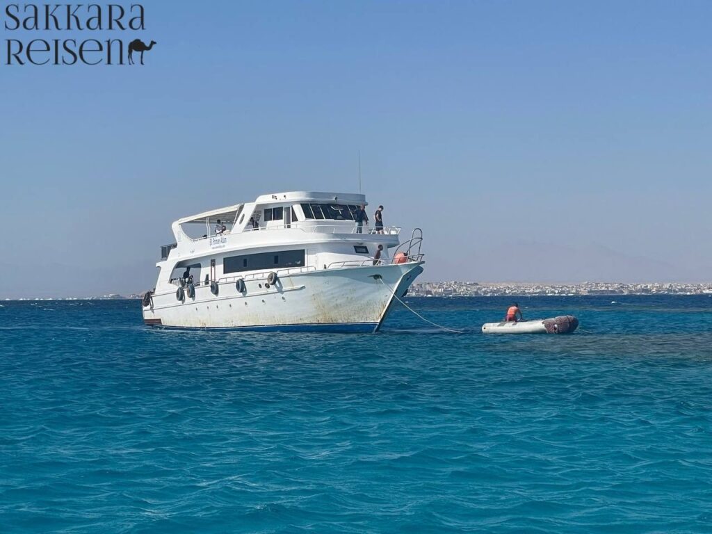 Private snorkeling boat tour